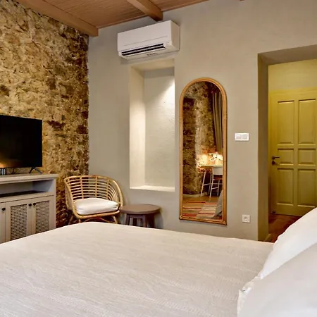 Bono Old Town Aparthotel 2*